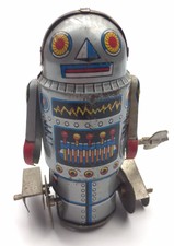 Wind Up ROBOT-7 Tin Litho 3 1/2” Tall Vintage
