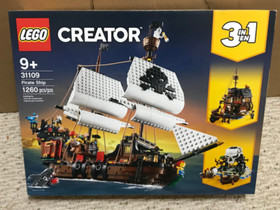 Lego Creator 31109 Pirate Ship 3 in 1