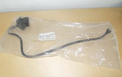 Manguera SISTEMA DE EMISIÓN DE EVAPORACIÓN GM 200-2005 L Series Saturn 09202208 NOS Foto 1 de 2