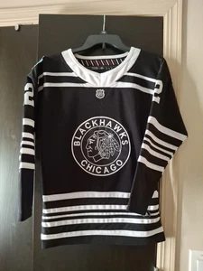 DeBrincat Winter Classic Trikot Gr. M - Bild 1 von 9