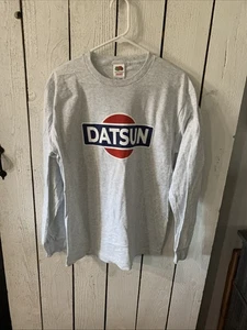 Datsun Grafik T-Shirt Retro Unisex Heavy Cotton Tee Grau Langarm Medium - Bild 1 von 8