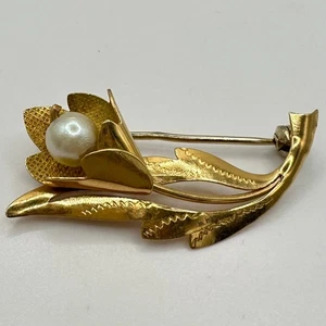 Italian vintage solid 14kt yellow gold genuine pearl flower brooch 3.69 grams - Picture 1 of 9