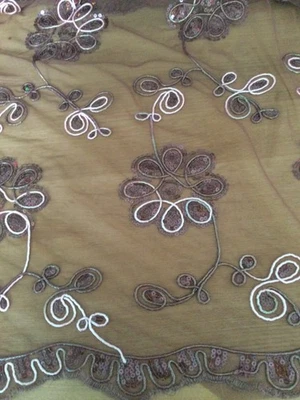 Stoffbahn bestickt, 130 x 800 cm - Bild 1 von 4