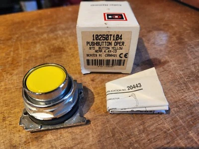 NUEVO EN CAJA MARTILLO CORTADOR 10250T104 PULSADOR OPERADOR AMARILLO AL RAS SE ENVÍA GRATIS Foto 1 de 4