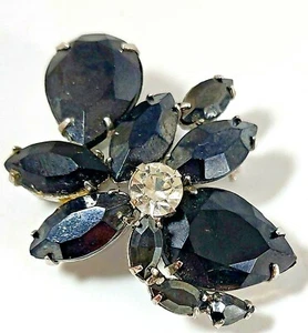 Vintage Silver Tone Marqis Cut Black Rhinestone Floral Motif Brooch - Picture 1 of 9
