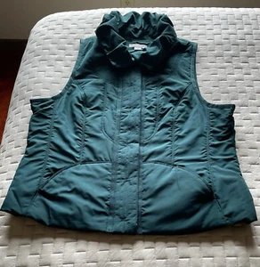 Christopher & Banks Steppweste grün mit Rüschenkragen & Druckknopfverschluss XL - Bild 1 von 5