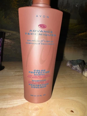 Avon advance techniques color protection shampoo for highlighted hair 11 fl oz - Image 1 of 2