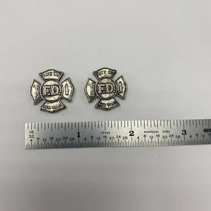 FD New York - Pewter Silver Collar Brass -Pin & Clutch - Fire Dept Rank Insignia - Picture 1 of 2