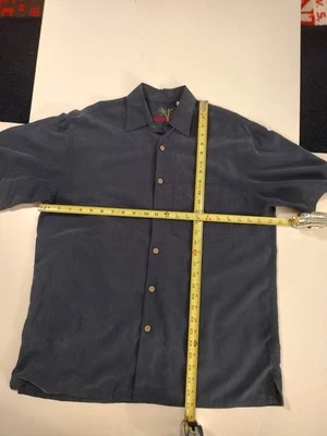 Camisa Bamboo Cay para hombre talla pequeña azul oscuro con pez vela bordado... Foto 1 de 4