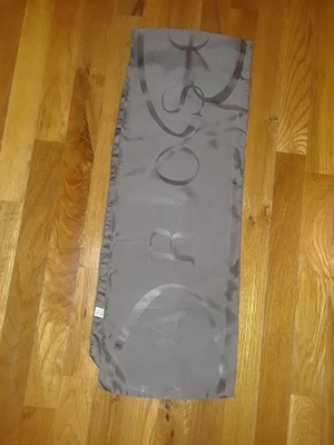 Oscar de la Renta Taupe Logo 100% Silk Oblong Scarf 54" Italy Foto 1 de 3