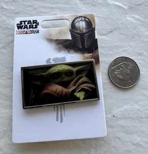 PIN DISNEY STAR WARS MANDALORIAN GROGU EL NIÑO NUEVO EN TARJETA - Imagen 1 de 2