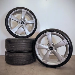 4x Audi RS3 Sommerräder 19 Zoll / Sommerreifen Felgen / Original - Bild 1 von 5