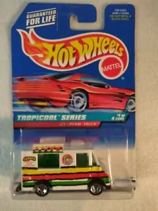 Camion dei gelati Hot Wheels serie Tropicool - NUOVO - Foto 1 di 12