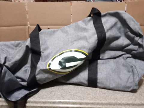Green Bay Packers 12" x 24" Travel Bag w/ storage bag Cover