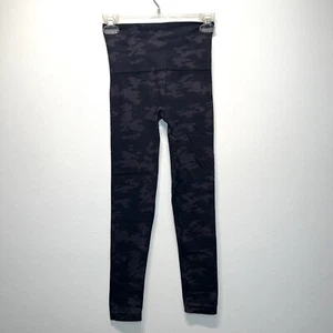 SPANX Look At Me Now High Waisted Seamless Slimming Shaping Leggings Small Camo - Picture 1 of 5