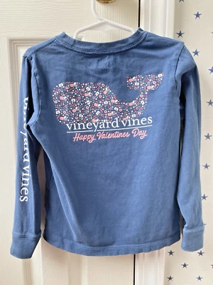 Camiseta VINEYARD VINES Patrón Corazones Día de San Valentín 100% Algodón $45 5 Niñas Foto 1 de 4