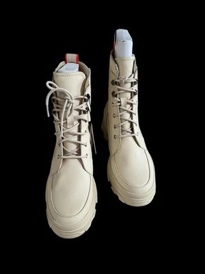 Woman's Boots SOREL Brex™ Boot Lace  Optimized Orange Size 9.5 - Image 1 of 4