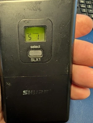 Shure SLX1 Bodypack Transmitter - L4 Band - 638-662 MHz - Image 1 of 3
