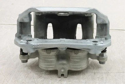 Pinza de freno de disco delantera derecha OEM 410013LM1A nueva para Nissan NV200 2013-2020 Foto 1 de 4