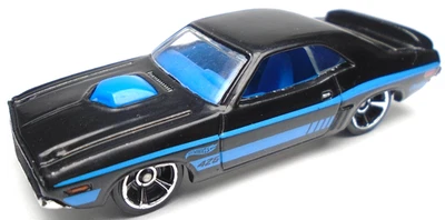 2013 HOT WHEELS SHOWROOM '71 DODGE CHALLENGER BLACK DIECAST 2 7/8" CAR W/ BLUE - Image 1 of 4