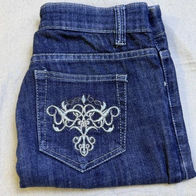 Bermudas vaqueras vintage Y2K Bebe para mujer talla 30" lavado medio bordadas Foto 1 de 4