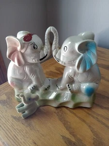 Vintage Kissing Elephant Figurine (Made in Brazil #4199 (+ Friend! (SEE DESCRIP) - Picture 1 of 5