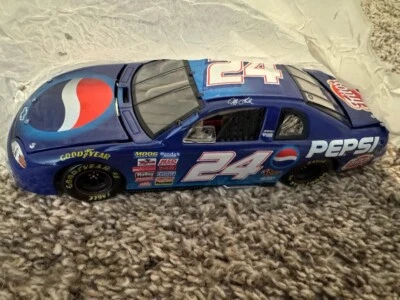 Jeff Gordon #24 Pepsi 1999 Monte Carlo 1:24 Scale Car NASCAR Mac Tools Limited - Image 1 of 4