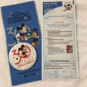 Disney Hollywood Studios 30th Anniversary Guide Karte und Button - Bild 1 von 1
