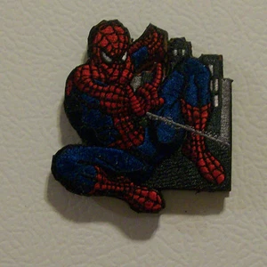 Marvel Comics SPIDER-MAN,IN THE CITY! Refrigerator Magnet 2"x2" EMBROIDERED - Picture 1 of 1