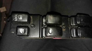 Door Switch Front ACURA TL 99 00 01 - Picture 1 of 2