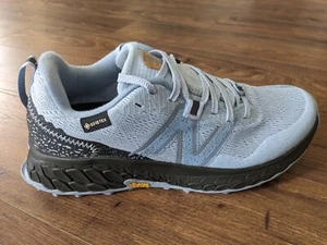 New Balance Fresh Foam X Hierro v7 GTX Starlight Gray Vibram para mujer talla 7D - Imagen 1 de 8