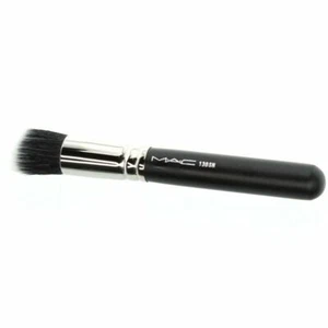 MAC Short Duo Fibre Make up Foundation Brush 130SH - Picture 1 of 1