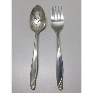 Lot of 2 Oneida Silver Wm A Rogers Silver Overlaid Flowertime 1963 Serving Piece - Picture 1 of 6