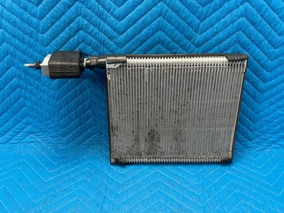 Radiador núcleo evaporador aire acondicionado GMC Sierra 1500 19 k 84340800 2017 2018 2019 OEM Foto 1 de 4