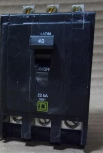 NUOVO Quadrato D QOB QOB340VH 3 Poli 40 Amp 240V 22kA Interruttore Bullonato NOB - Foto 1 di 1
