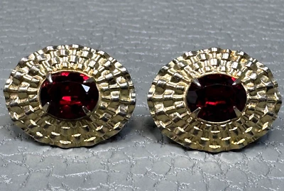 Gemelos chapados en oro amarillo piedra roja Foto 1 de 3