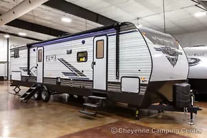 New 2023 Palomino Puma 31QBBH Bunkhouse Travel Trailer OD Kitchen CLEARANCE SALE - Picture 1 of 40