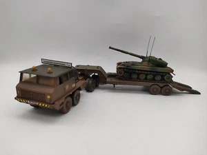 Majorette Berliet T12 + Panzer Solido AMX 13 Camouflage 3 Tone - Bild 1 von 10