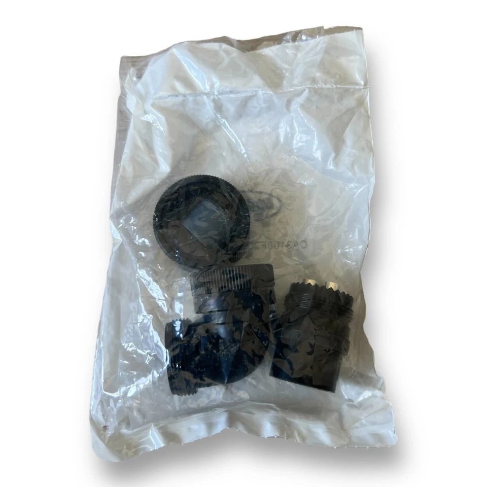 NEW ITT Cannon CA3108F20-19PBA232 3 Position Circular MIL Spec Connector, Plug - Image 1 of 3