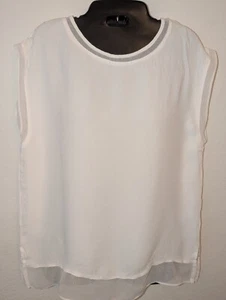 Violet & Claire Women's Large L White Sleeveless Tank Button Back Closure - Picture 1 of 2