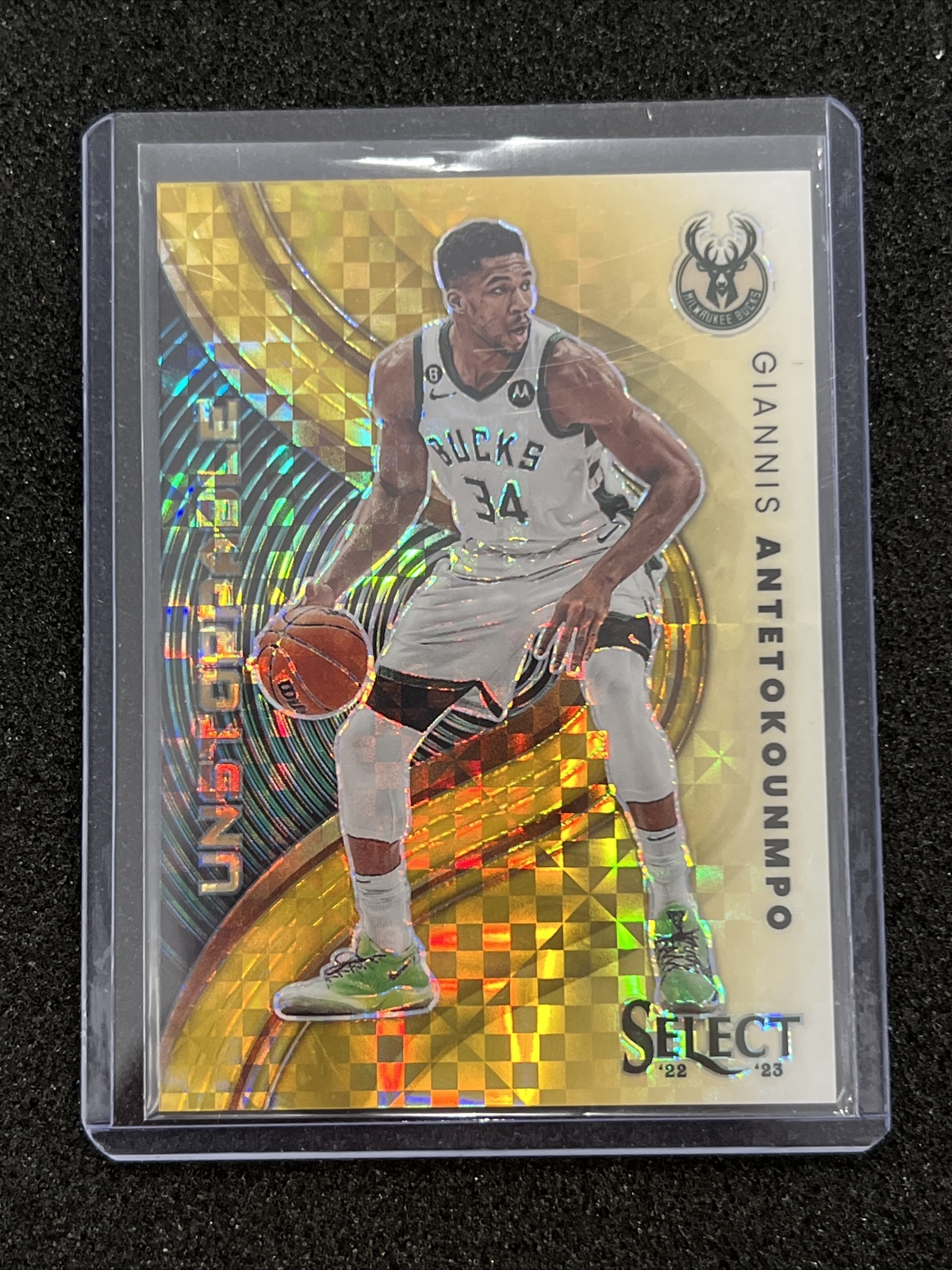 2022 SELECT UNSTOPPABLE GOLD PRIZM GIANNIS ANTETOKOUNMPO 04/10 SP BUCKS