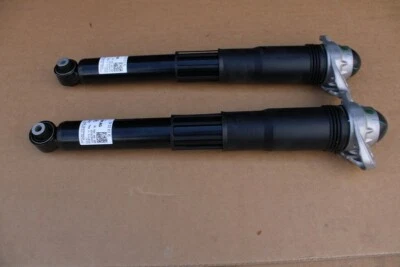 2x VW ID.4 ID.5 Q4 e-Tron Ammortizzatore a Gas Posteriore 1EA512013 Come - Immagine 1 di 2