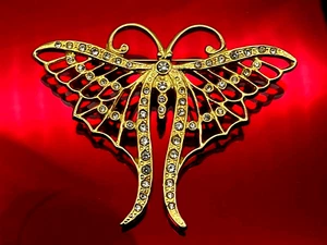 Vintage Large 70x50mm golden metal & Rhinestone Diamante Butterfly Pin/ Brooch - Picture 1 of 10