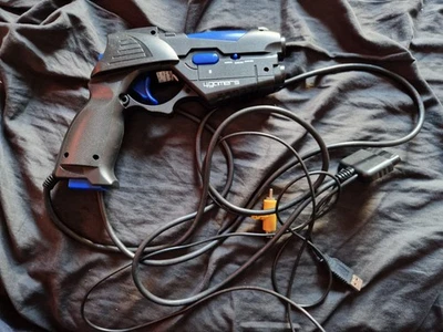4GAMERS Light Gun Controller for Sony Playstation 2 PS2 - Image 1 of 3