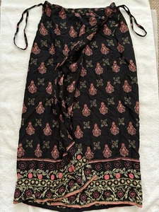 HENNES romantischer Rock Wickeloptik Größe 4 unterhalb Knielänge, leicht - Bild 1 von 5