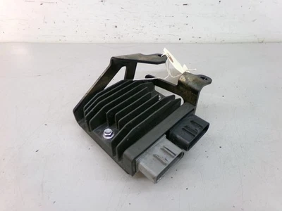 Регулятор напряжения с кронштейном для Triumph Street Triple 765 2024 T17 - Изображение 1 из 4