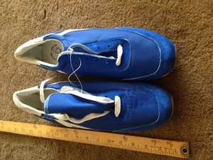 RARA SCARPA DA CORSA VINTAGE ANNI 80 MADE IN TAIWAN tg 10 camoscio originale - Foto 1 di 8