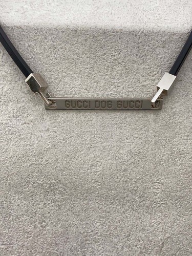 GUCCI Girocollo per Cani Collana in Pelle Nero Girocollo Logo Placca