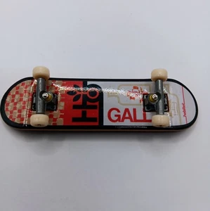 Habitat Fred Gall Red White Tech Deck 2000s Era Vintage Finger Board Complete Used - Bild 1 von 3