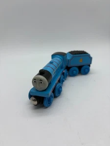 Tren Gordon de madera vintage Thomas & Friends #4 con licitación de carbón - Imagen 1 de 3